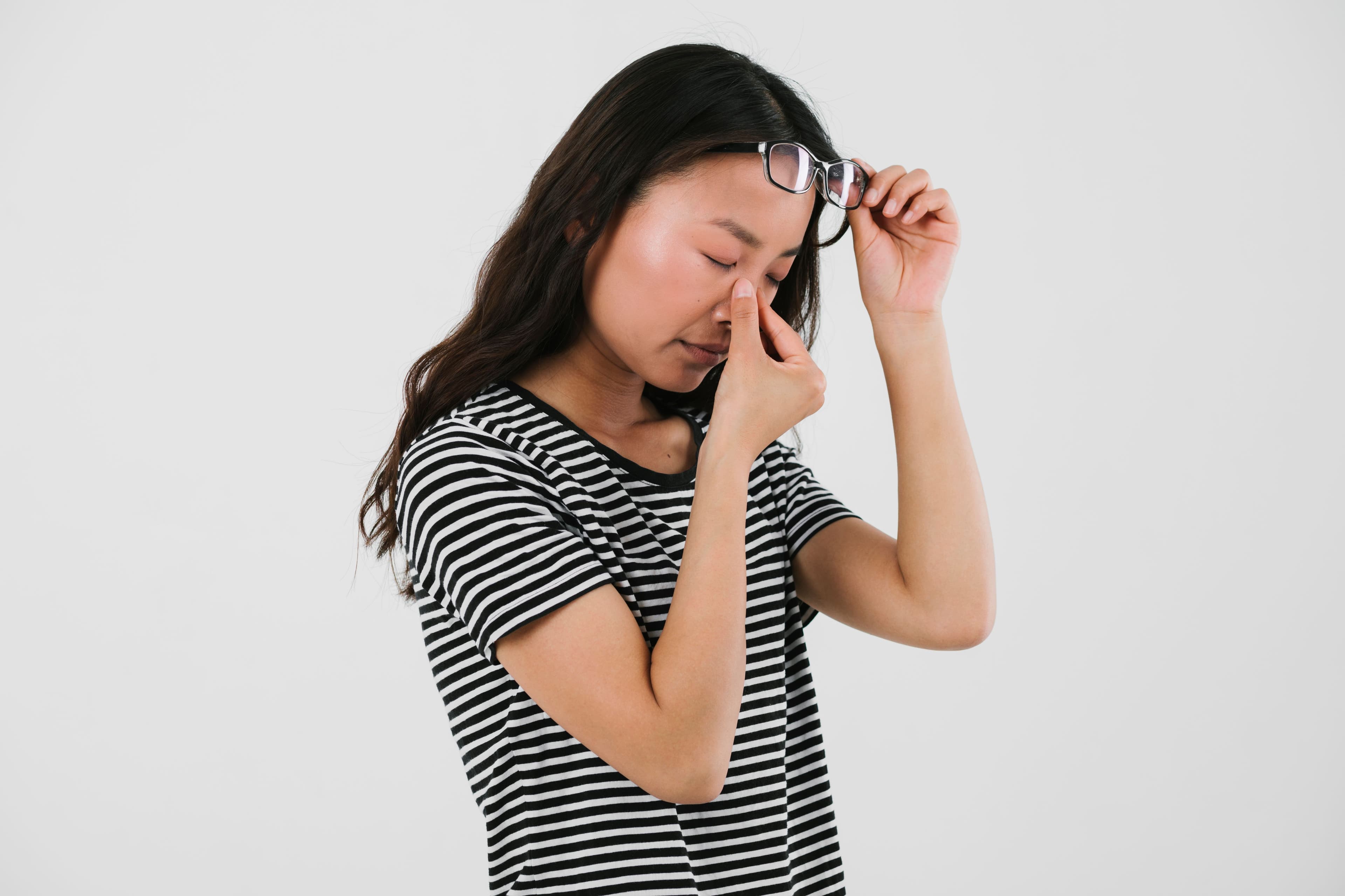 dry eye symptoms & causes